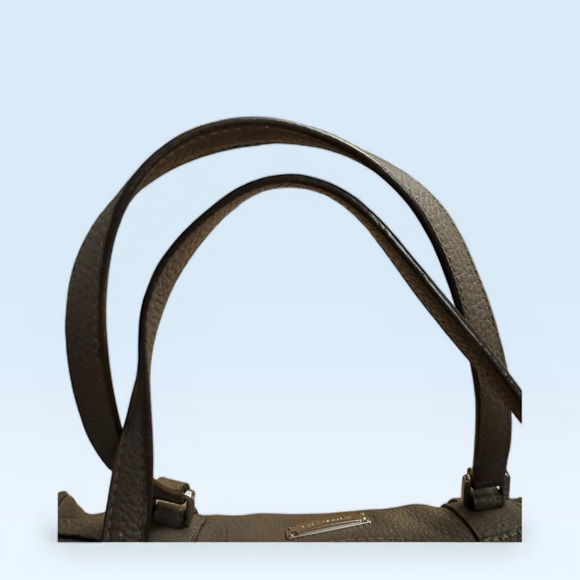 Michael Kors Bedford Top Zip Satchel. - Picture 8 of 9